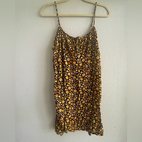 Forever 21 Floral Spaghetti Adjustable  Strap Mini  Dress - Picture 1 of 3